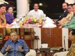 pertemuan-jokowi-darn-6-elit-partai-dan-prabowo-dengan-demokrat_20180731_114032.jpg