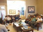 pertemuan-pengurus-dpc-ppp-gowa-menemui-amir-uskara.jpg