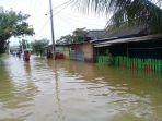 perumahan-kodam-3-makassar-masih-terendam-banjir.jpg
