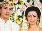 potret-pernikahan-desy-ratnasari-dengan-suami-pertamanya-trenady-pramudya.jpg