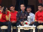 presiden-joko-widodo-berbincang-dengan-pemain-timnas-u-22-indonesia.jpg