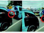 pria-dorong-mobil-angkot-dengan-kaki-viral.jpg