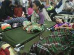 puluhan-warga-korban-keracunan-makanan.jpg