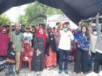 rahmat-laguni-putih-foto-dengan-masyarakat-desa-cendana-putih-ii-kecamatan-mappedeceng.jpg