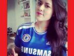 raisa-mengaku-fans-manchester-united-netizen-unggah-foto-raisa-pernah-pakai-jersey-chelsea.jpg