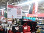 rak-produk-non-food-di-lotte-mart-makassar-1.jpg