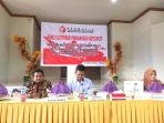 rapat-koordinasi-pengawasan-partisipatif-di-aula-hotel-remaja-indah_20171224_202415.jpg