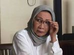 ratna-sarumpaet-kacamata_20181002_175838.jpg