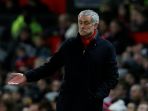 reaksi-jose-mourinho_20171231_075922.jpg