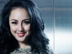 regina-mandriane-saputri-seksi_20160102_150140.jpg