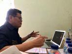 rektor-universitas-negeri-makassar-unm-prof-husain-syam-28112020.jpg