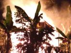 rumah-terbakar_20170925_080150.jpg
