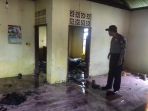 rumah-warga-di-jl-kemuning-pinrang-kebakaran_20171227_115213.jpg