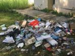 sampah-menumpuk-di-malili_20171022_160540.jpg