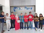 sampoerna-retail-community-src-siri-na-pacce-gowa-berkunjung-ke-kantor-tribun-timur.jpg
