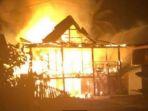 satu-rumah-panggung-hangus-terbakar-di-kampung-bulloe-jeneponto.jpg