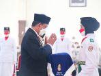 sebanyak-70-pasukan-pengibar-bendera-di-kabupaten-wajo-dikukuhkan-amran-mahmud.jpg