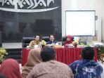 sekda-kota-makassar-m-ansar-menggelar-rapat-kordinasi.jpg