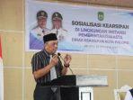 sekkot-palopo-jamaluddin-nuhung-berbicara-kearsipan-di-auditorium.jpg