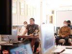 sekprov-sulsel-abdul-hayat-gani-saat-membuka-rapat-sosialisasi-permen-lhk.jpg