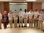 sekretaris-dpd-gerindra-sulsel-darmawangsyah-muin-menyerahkan-sk-pengurus-baru-7102021.jpg
