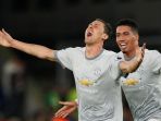selebrasi-kemenangan-nemanja-matic_20180306_074336.jpg