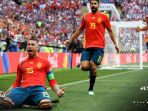 selebrasi-sergio-ramos-usai-mencetak-gol-cepat-ke-gawang-rusia_20180701_225255.jpg
