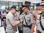 sertijab-lima-pejabat-utama-polda-sulbar.jpg