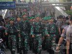 siap-amankan-jalanjya-pe-minf.jpg<pf>tni-dan-polisi-berjas-ybn-asf-fdsg.jpg<pf>polis-an-tni-berjalan-meninggalkan-lapang.jpg