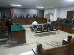 sidang-terdakwa-pegawai-non-aktif-dinas-pu-sinjai-agus-zainal-6.jpg