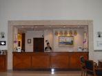 suasana-area-resepsionis-aryaduta-makassar-rabu-632019.jpg