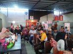 suasana-di-baumangga-food-station-di-samping-mama-cafe.jpg