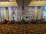 suasana-donor-darah-hotel-santika-dalam-rangka-memeriahkan-hut-ke-40.jpg