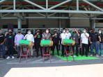 suasana-peluncuran-gocar-instan-yang-berlangsung-di-bandara-internasional-sultan-hasanuddin-1.jpg<pf>suasana-peluncuran-gocar-instan-yang-berlangsung-di-bandara-internasional-sultan-hasanuddin-2.jpg<pf>suasana-peluncuran-gocar-instan-yang-berlangsung-di-bandara-internasional-sultan-hasanuddin-3.jpg<pf>suasana-peluncuran-gocar-instan-yang-berlangsung-di-bandara-internasional-sultan-hasanuddin-4.jpg<pf>suasana-peluncuran-gocar-instan-yang-berlangsung-di-bandara-internasional-sultan-hasanuddin-5.jp