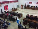 suasana-rapat-paripurna-dprd-bantaeng-kamis-1652019.jpg