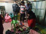 suasana-rumah-duka-odding-40-warga-asal-barang-palie.jpg