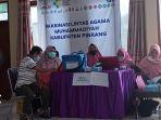 suasana-vaksinasi-di-gedung-panti-asuhan-st-khadijah-pinrang-sabtu-16102021.jpg
