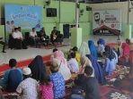 sunatan-massal-yang-digelar-di-aula-smpit-nurul-fikri-makassar1.jpg