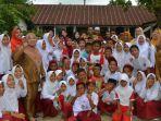 syamsari-kitta-mengunjungi-salah-satu-sekolah-di-takalar.jpg