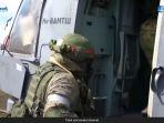 tentara-rusia-menembak-dari-udara.jpg