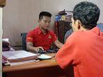 terduga-pelaku-pencabulan-anak-ds-40-saat-diamankan.jpg