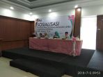 tiga-anggota-kpu-soppeng-bersama-mantan-anggota_20180702_104608.jpg