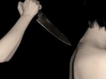 tikam-tusuk-pisau-parang-golok.jpg