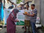 tim-athirah-peduli-salurkan-sa.jpg<pf>tim-athirah-peduli-salurkan-paket-ewq.jpg