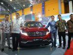 tim-sales-dfsk-pada-giias-2019-makassar.jpg