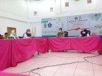 tim-satgas-covid-sinjai-sedang-memberikan-keterangan-pers-6.jpg