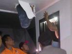 tukang-service-ac-budi-darto-38-ditemukan-meninggal-diatas-plafon.jpg