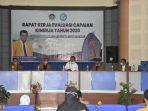 universitas-negeri-makassar-unm-menggelar-fgd-kamis-26112020.jpg
