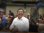 video-harga-masker-melonjak-naik-menkes-terawan-salahmu-sendiri-kok-beli.jpg