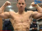 video-inilah-rahasia-tubuh-berotot-mark-wahlberg-meski-sudah-berusia-48-tahun.jpg